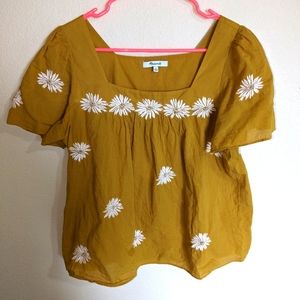 Yellow daisy top